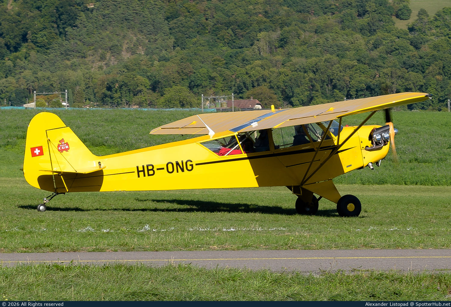 Photo of HB-ONG - Piper J-3C-65 Cub operated by Private