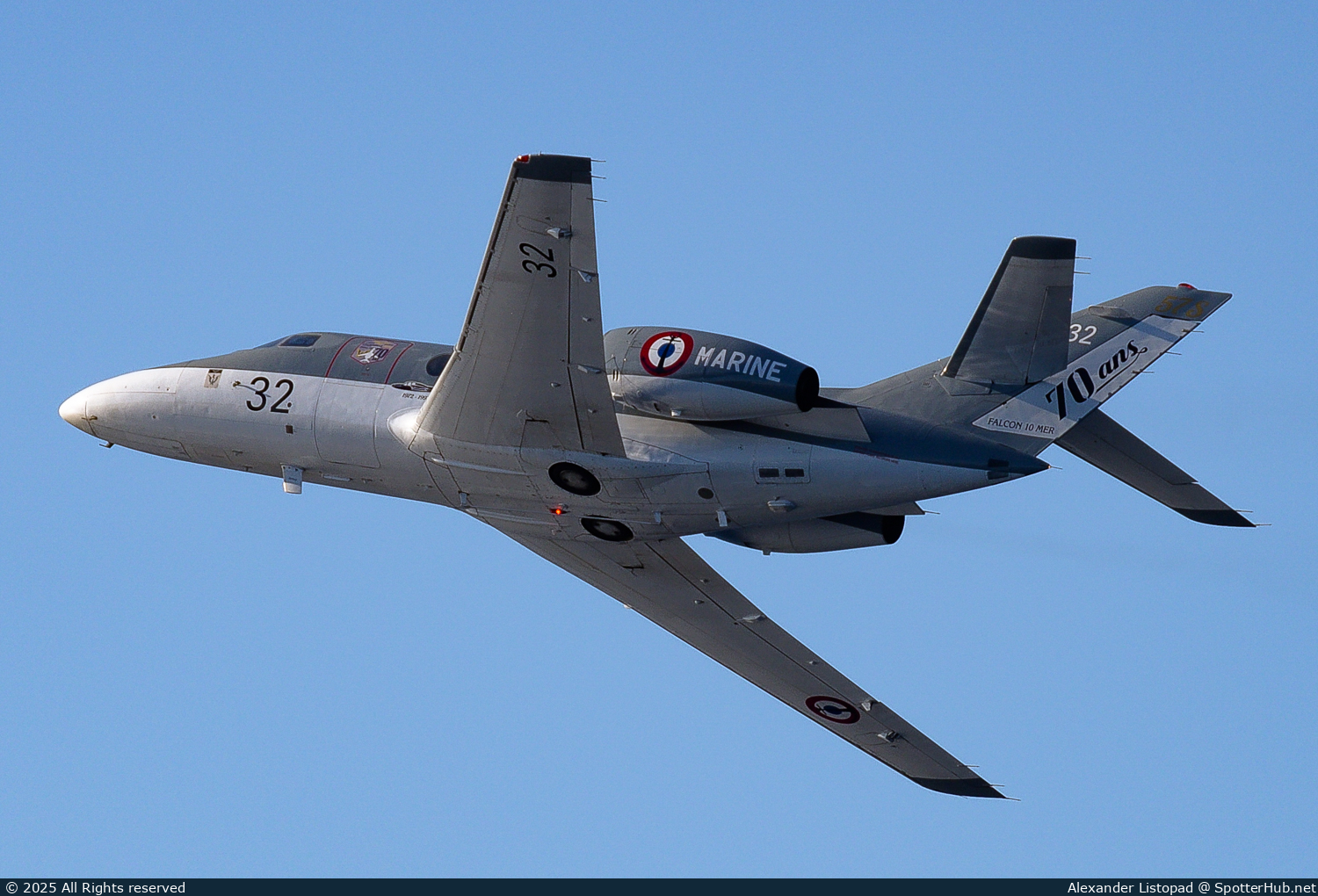Photo of 32 - Dassault Falcon 10MER operated by French Navy