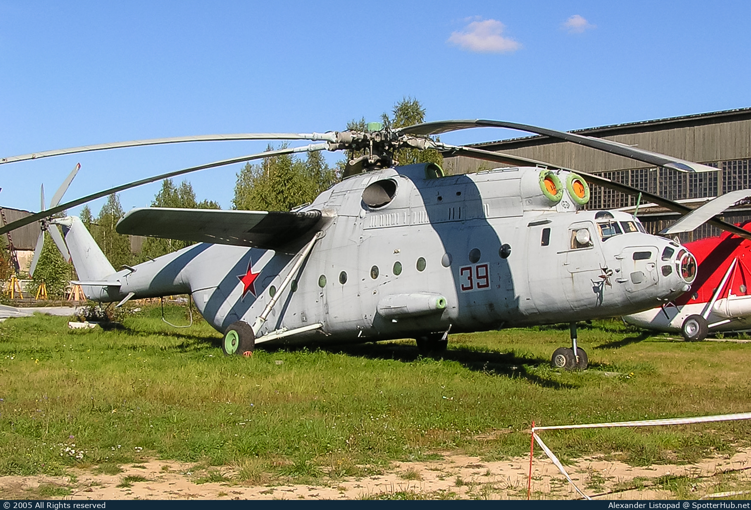 Photo of 39 - Mil Mi-6VKP Hook-B operated by Soviet Air Forces