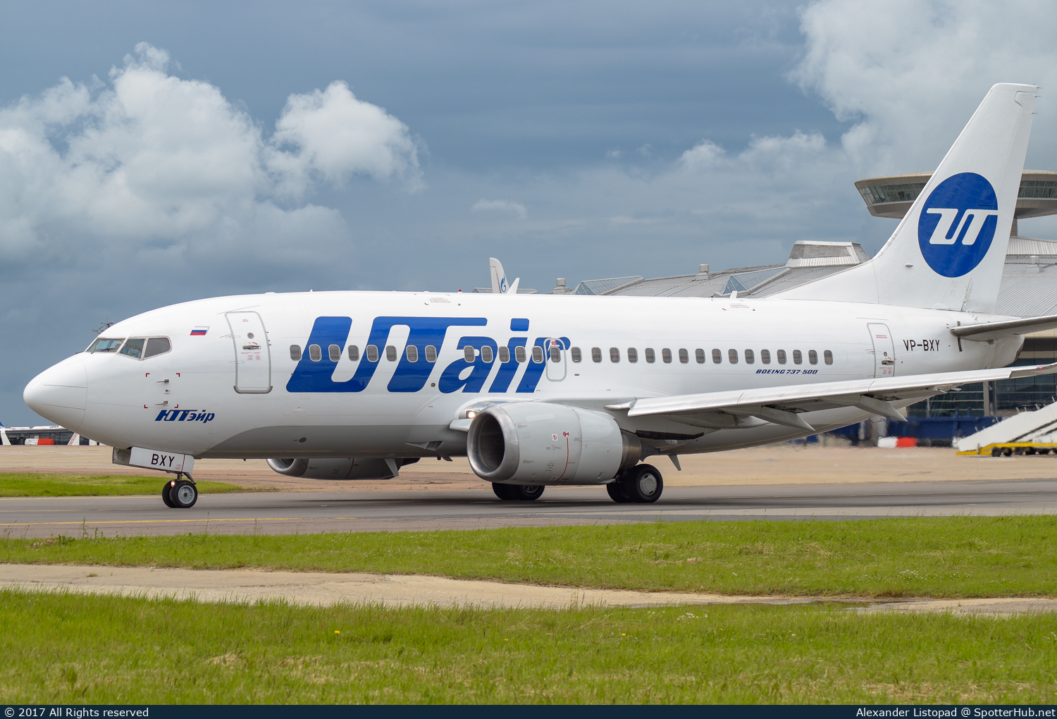 Photo of VP-BXY - Boeing 737-524 operated by Utair