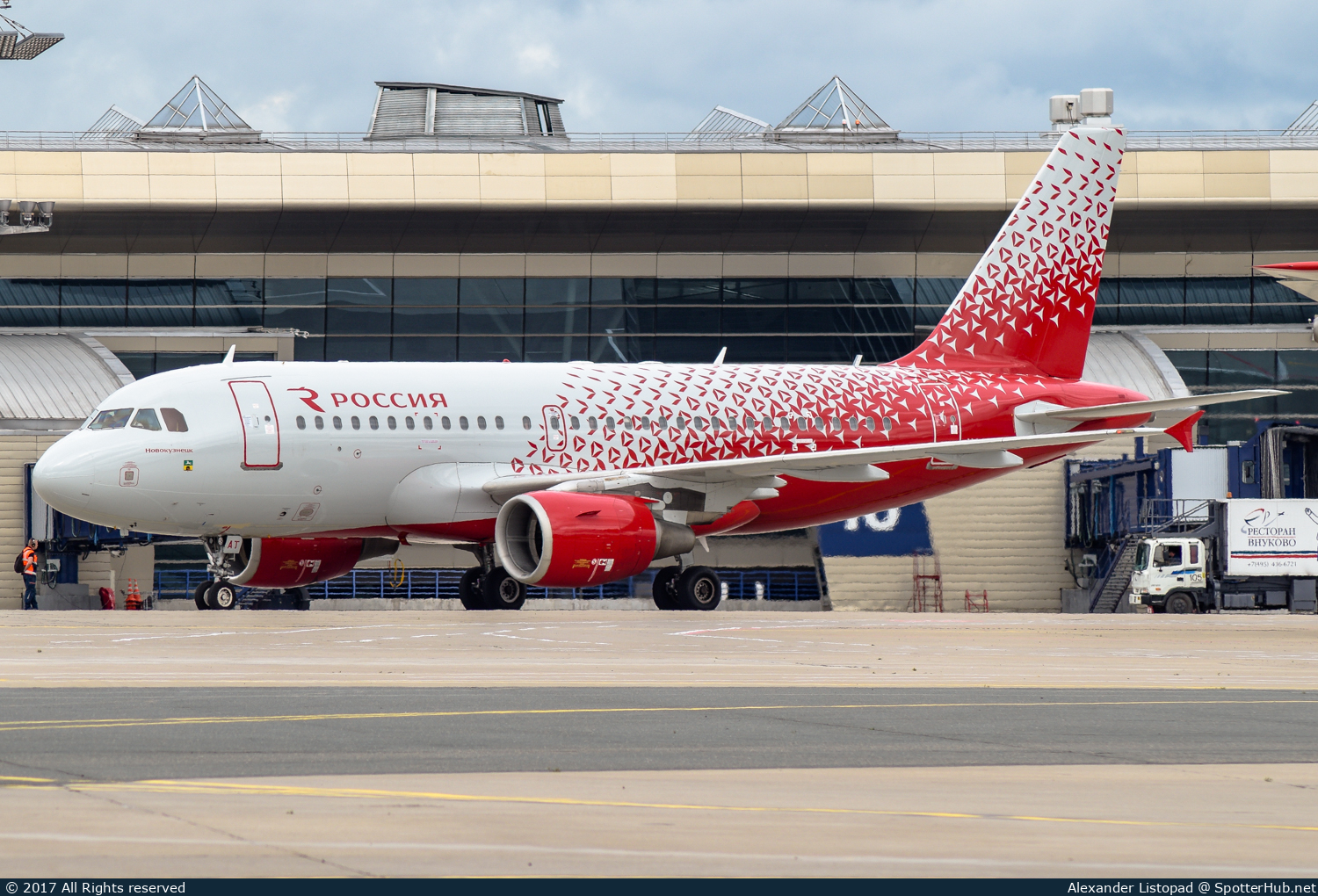Photo of VQ-BAT - Airbus A319-111 operated by Rossiya Airlines