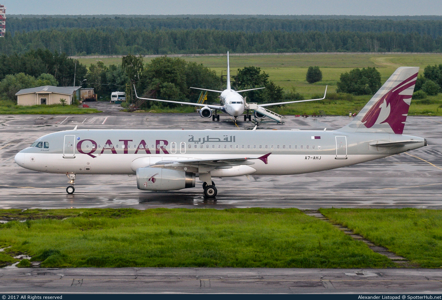 Photo of A7-AHJ - Airbus A320-232 operated by Qatar Airways