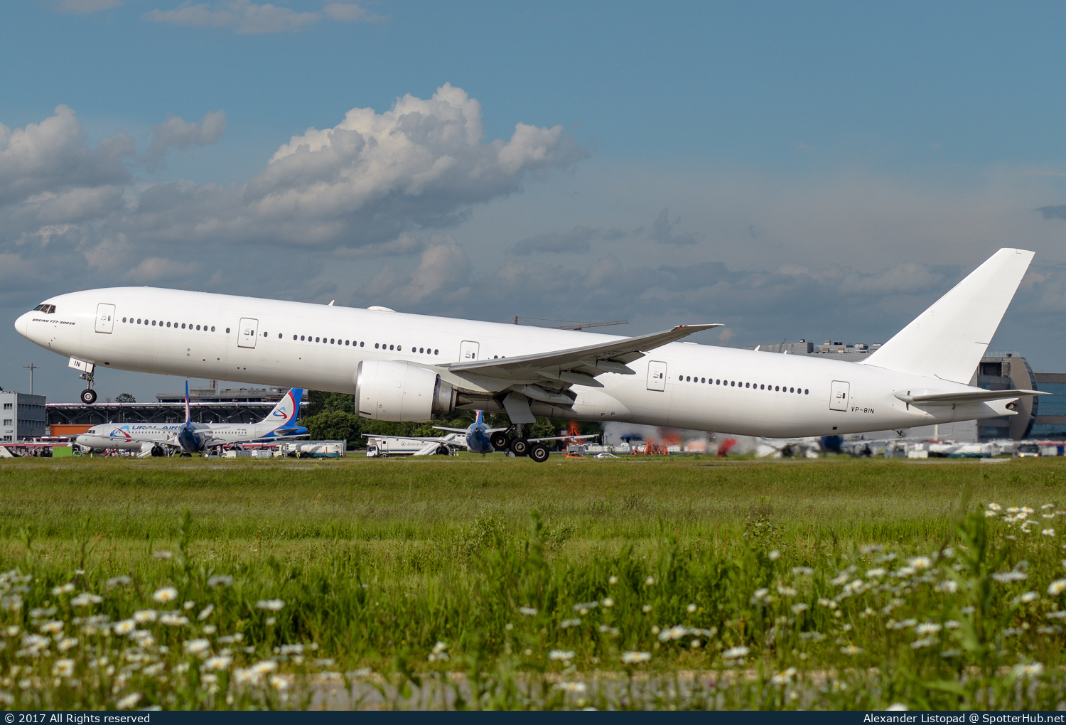Photo of VP-BIN - Boeing 777-31H(ER) operated by VIM Airlines