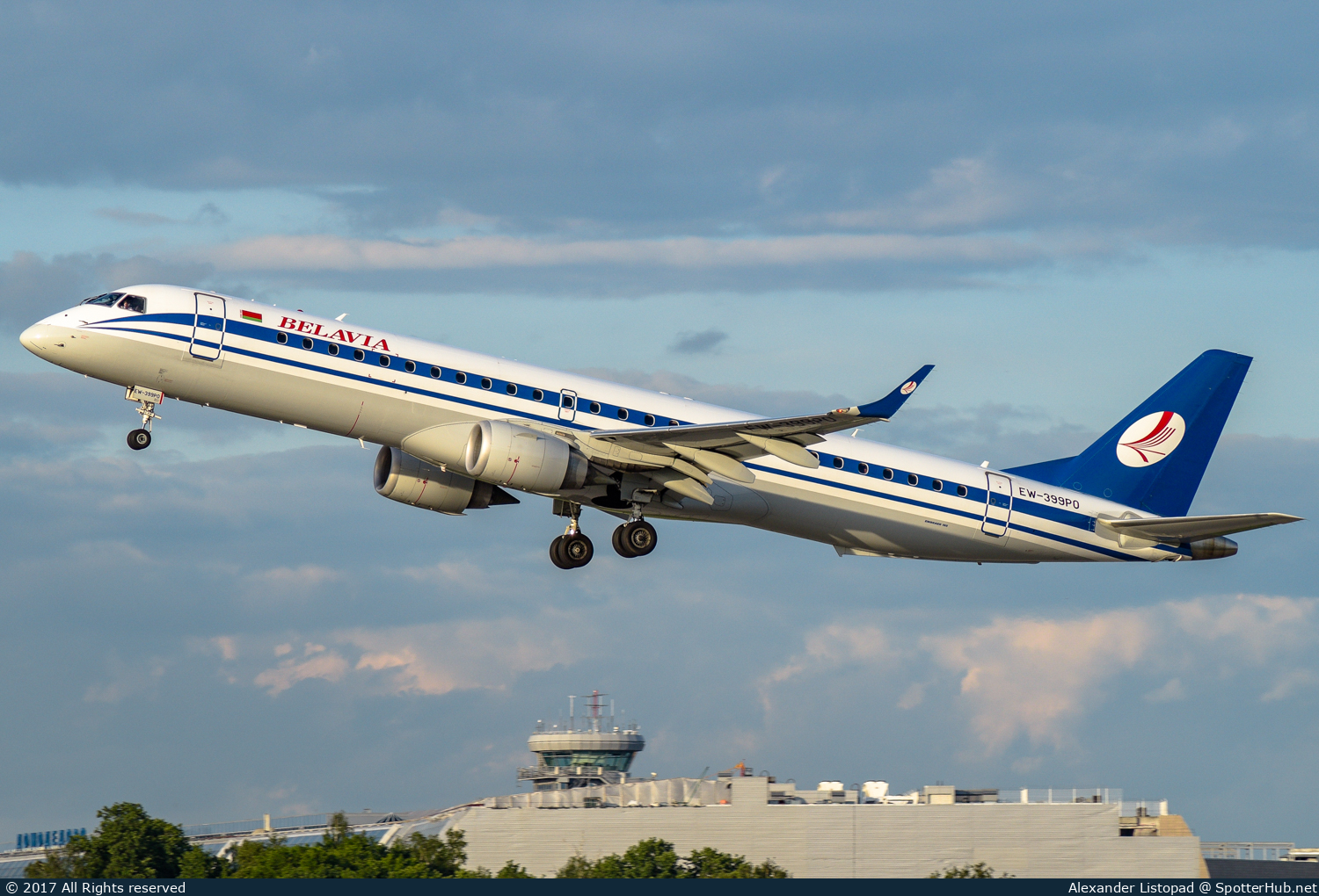 Photo of EW-399PO - Embraer ERJ-195LR operated by Belavia