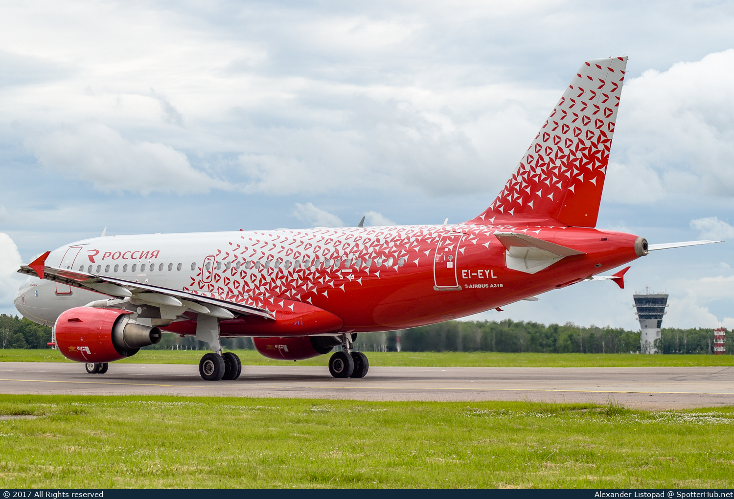 Photo of EI-EYL - Airbus A319-111 operated by Rossiya Airlines