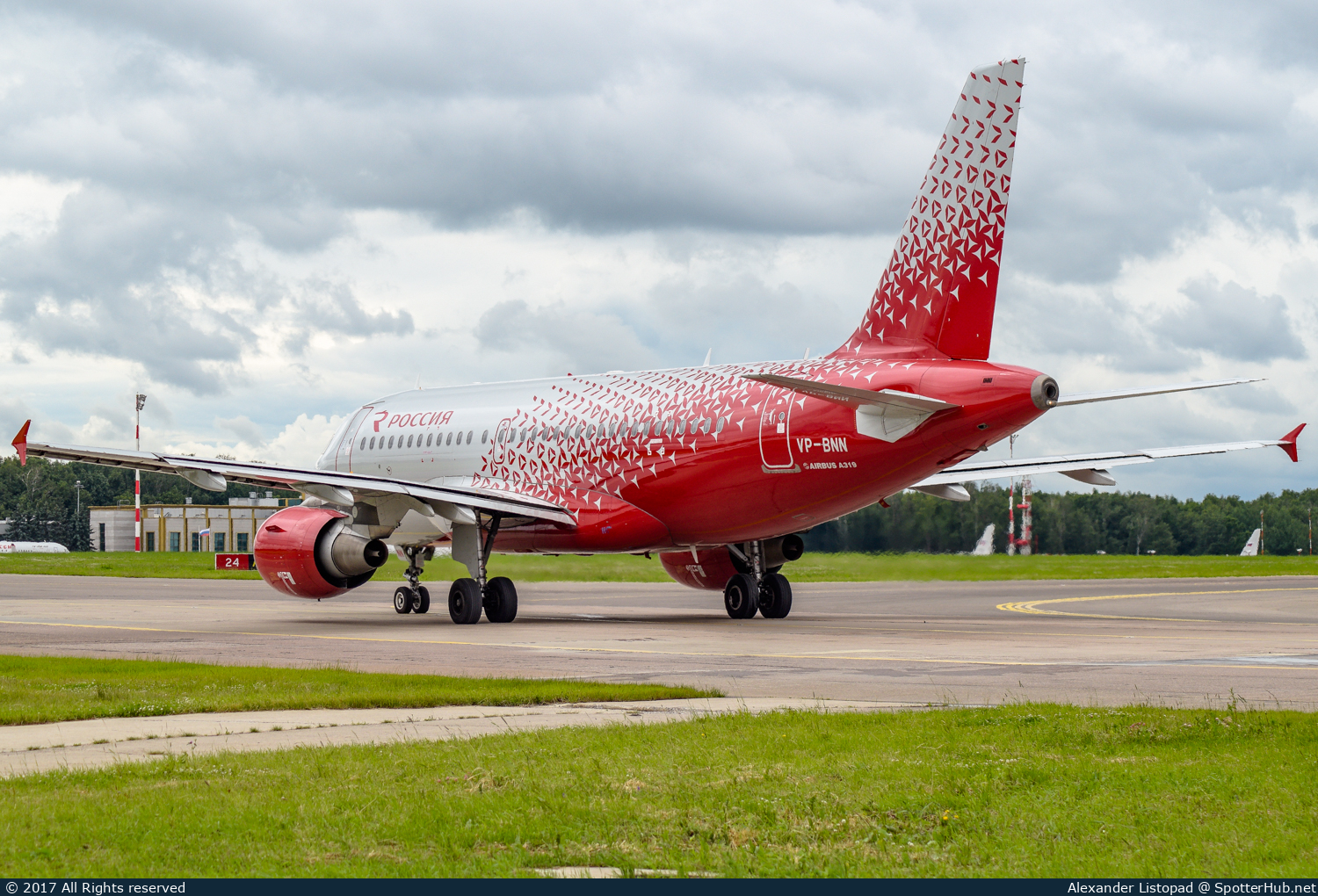 Photo of VP-BNN - Airbus A319-111 operated by Rossiya Airlines