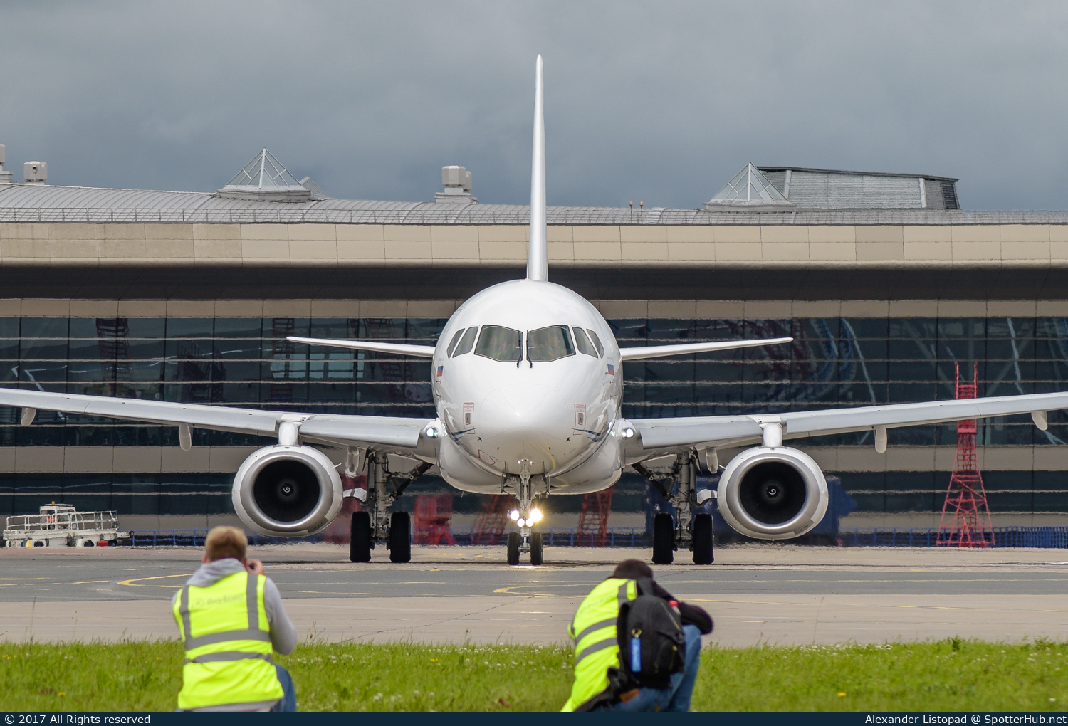 Photo of RA-89054 - Sukhoi Superjet 100-95LR operated by Gazpromavia