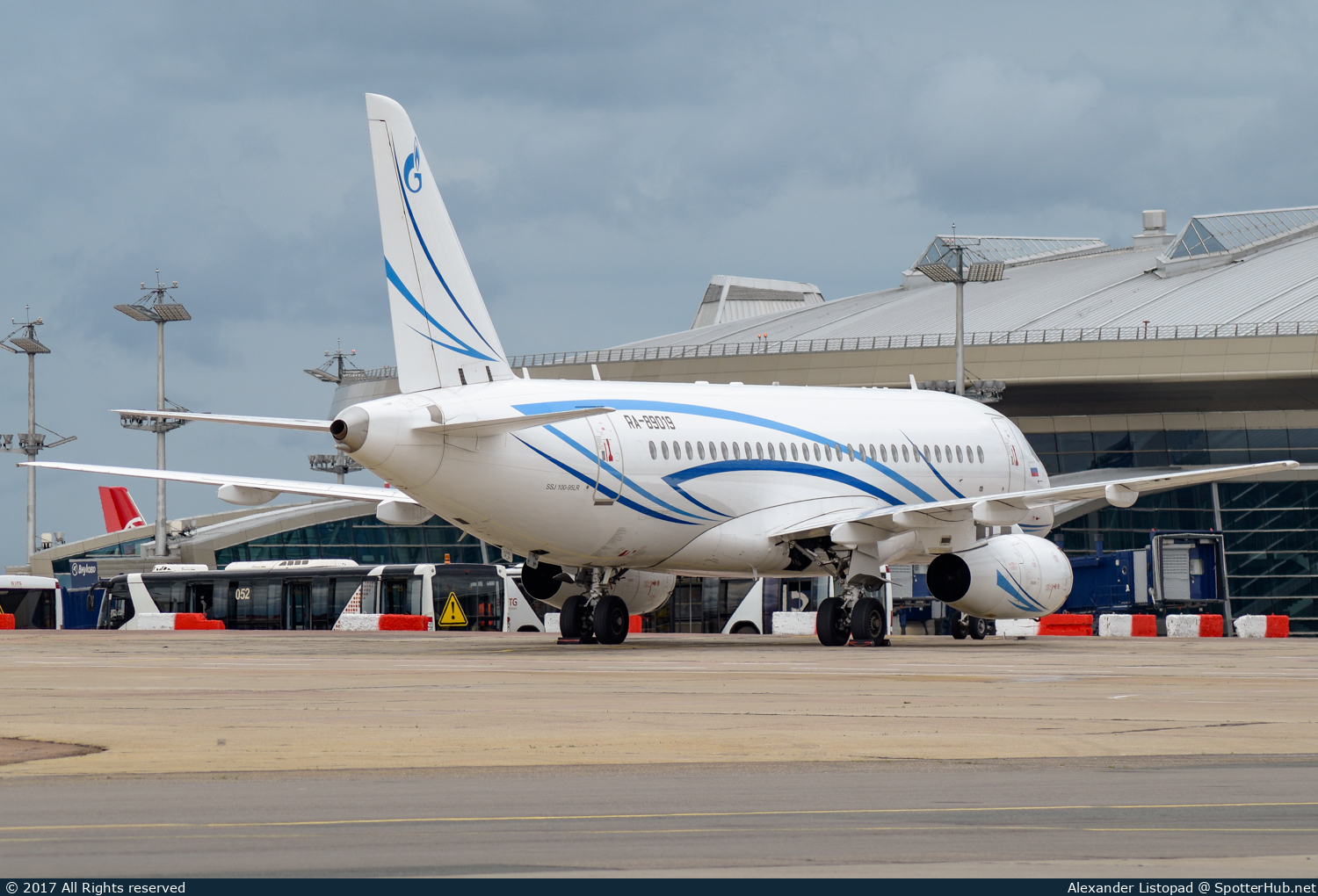 Photo of RA-89019 - Sukhoi Superjet 100-95LR operated by Gazpromavia