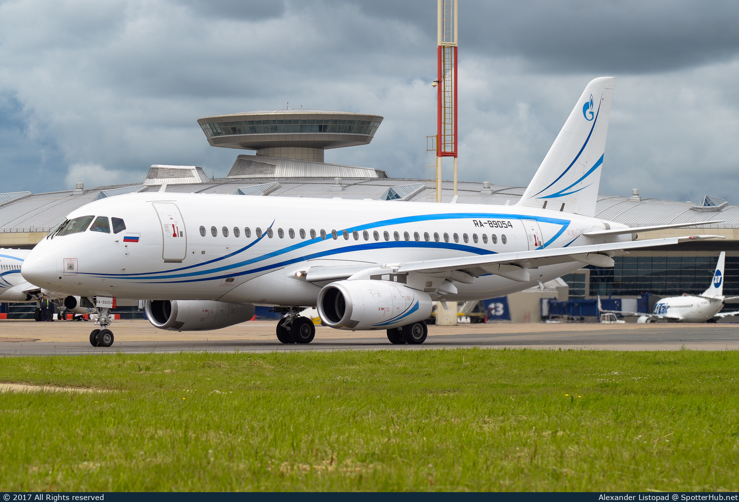 Photo of RA-89054 - Sukhoi Superjet 100-95LR operated by Gazpromavia