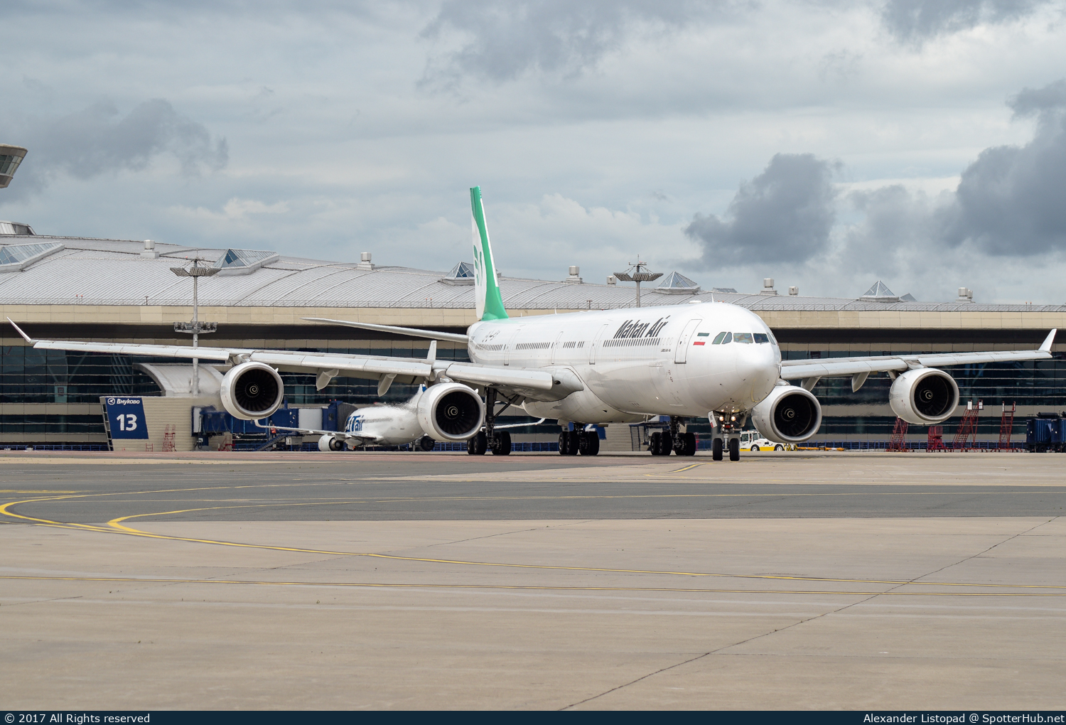 Photo of EP-MME - Airbus A340-642 operated by Mahan Air