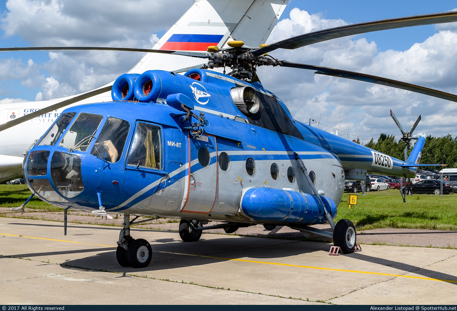 Photo of 08250 - Mil Mi-8T operated by Gromov Flight Research Institute