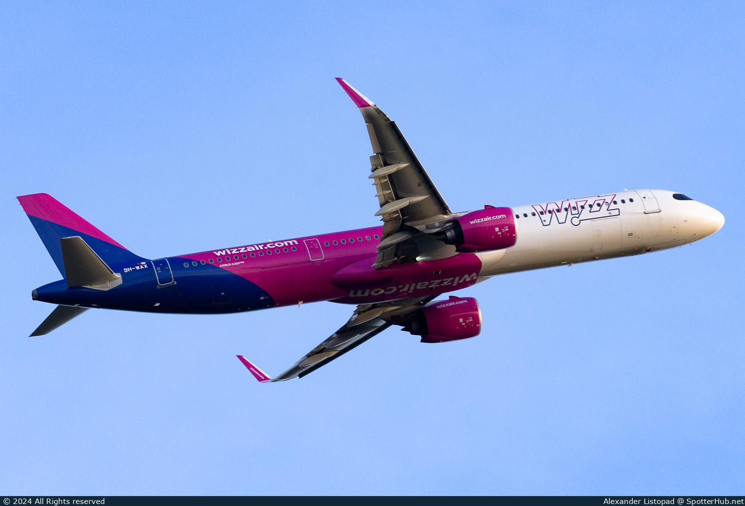 Photo of 9H-WAX - Airbus A321-271NX operated by Wizz Air Malta