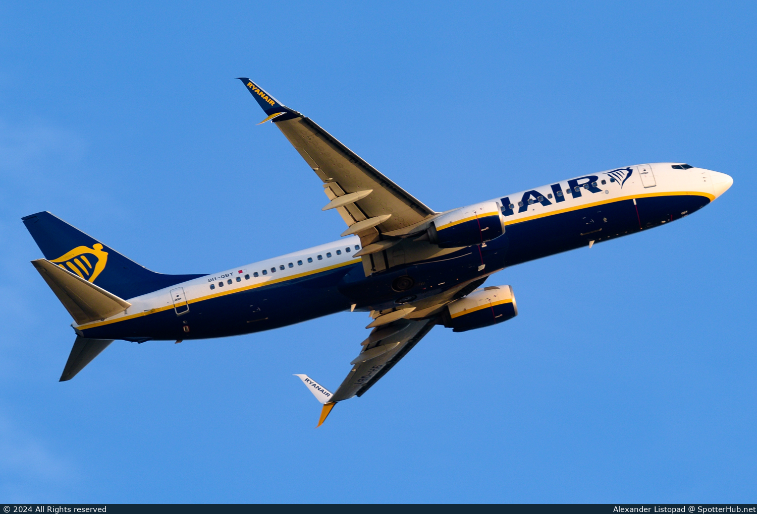 Photo of 9H-QBY - Boeing 737-8AS operated by Ryanair (opb Malta Air)