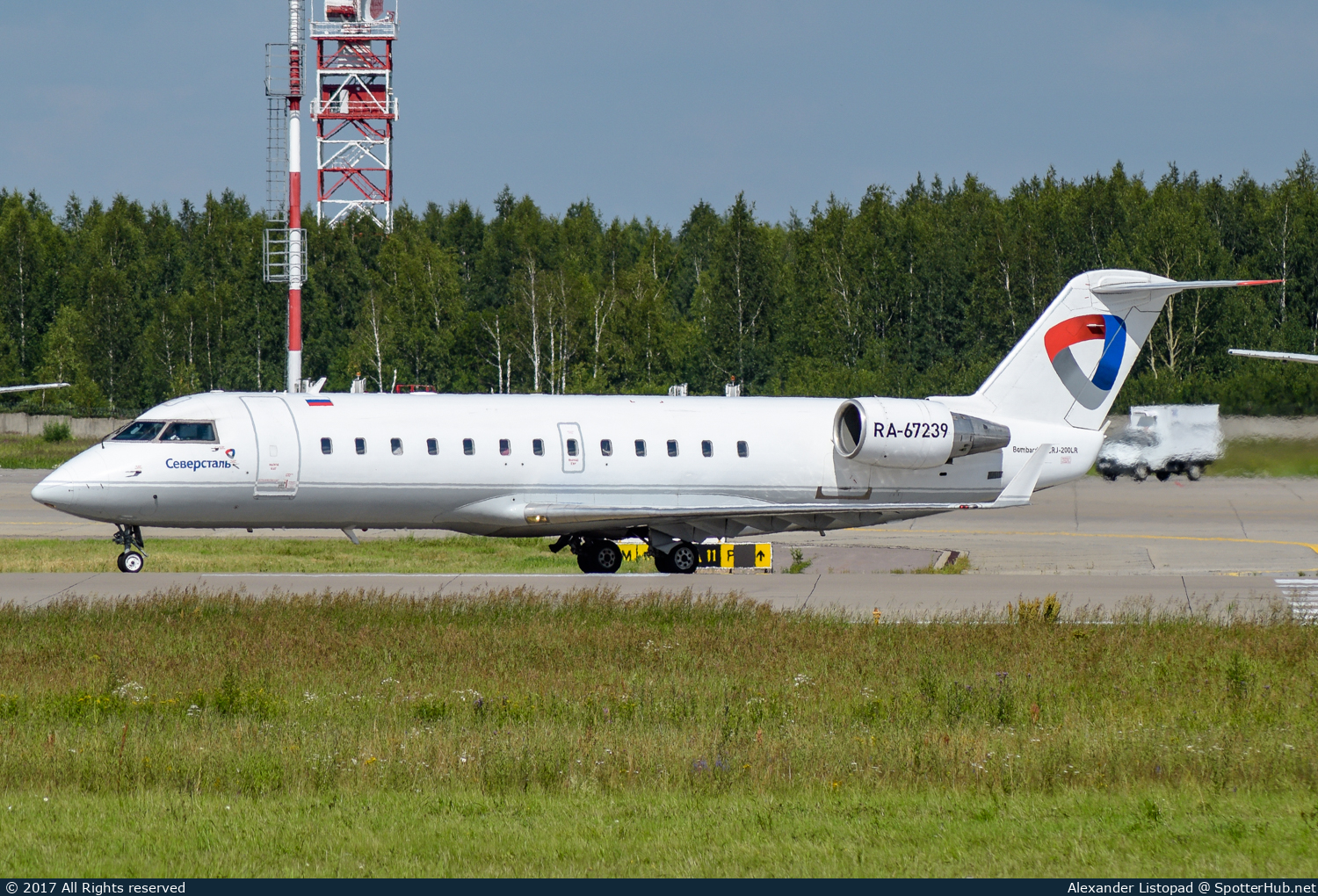 Photo of RA-67239 - Bombardier CRJ-200ER operated by Severstal Avia