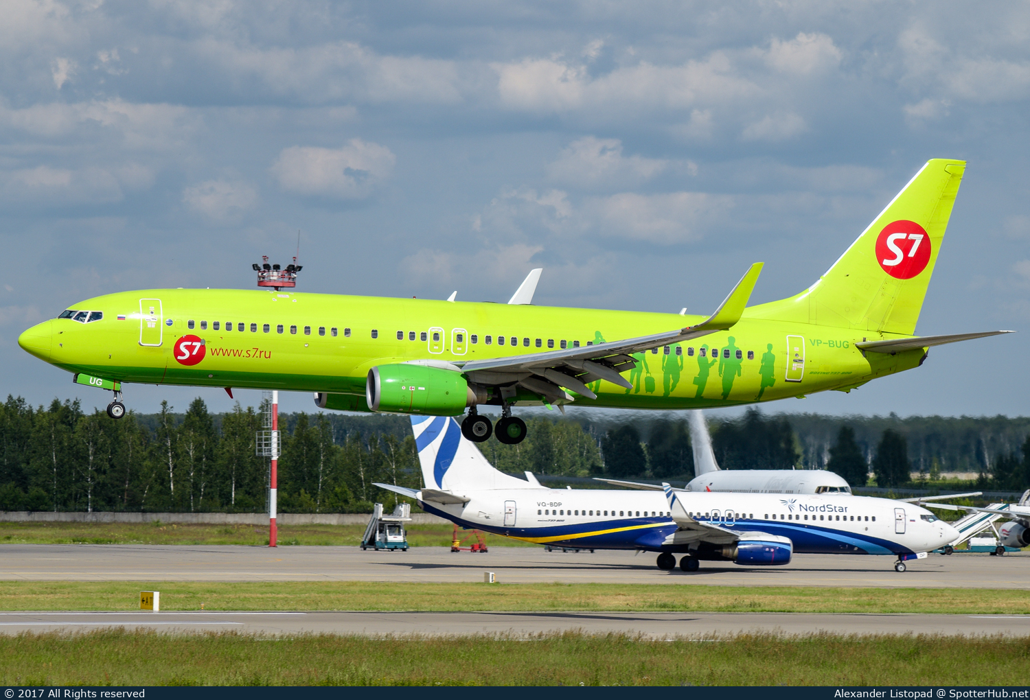 Photo of VP-BUG - Boeing 737-86J operated by S7 Airlines