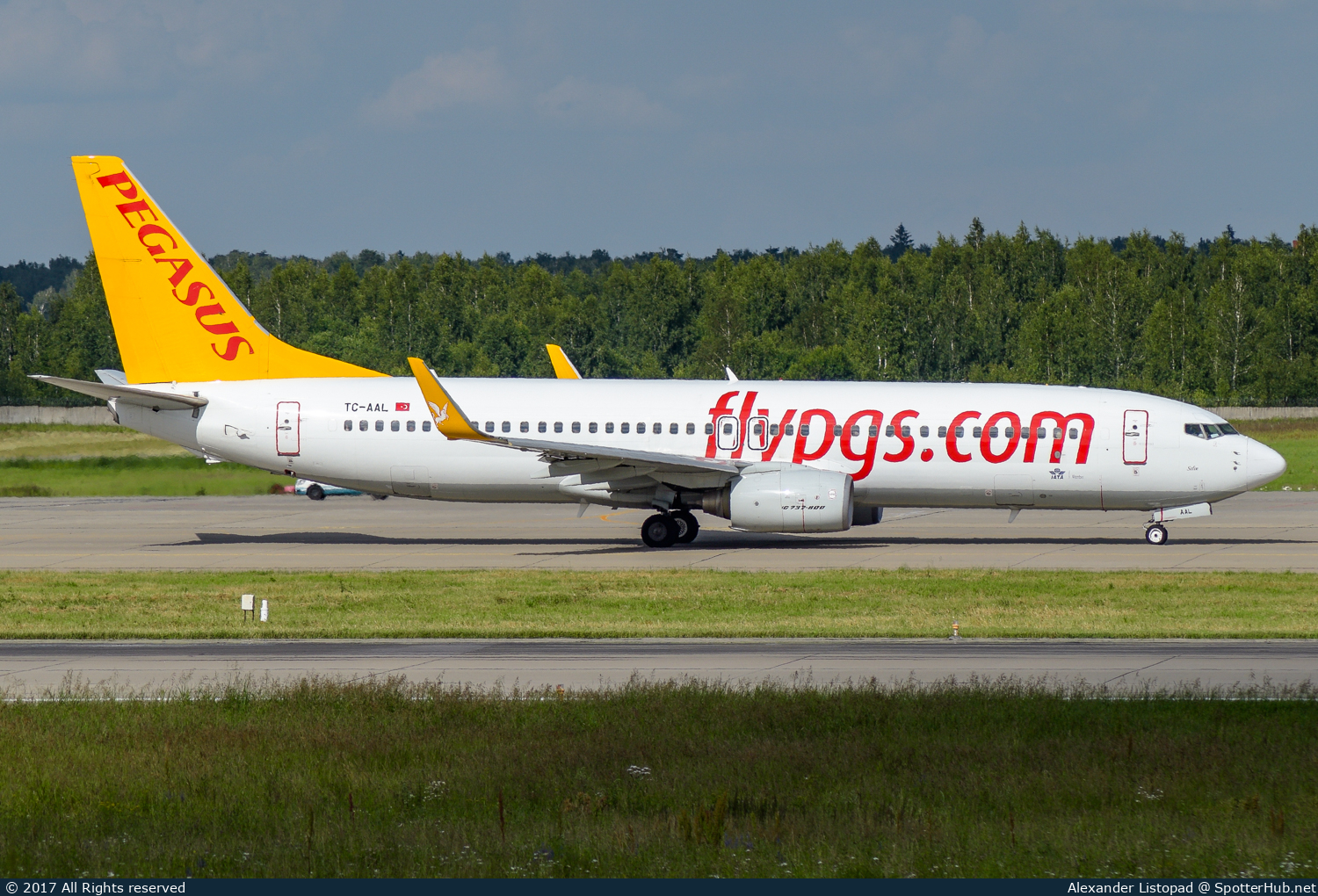 Photo of TC-AAL - Boeing 737-82R operated by Pegasus Airlines