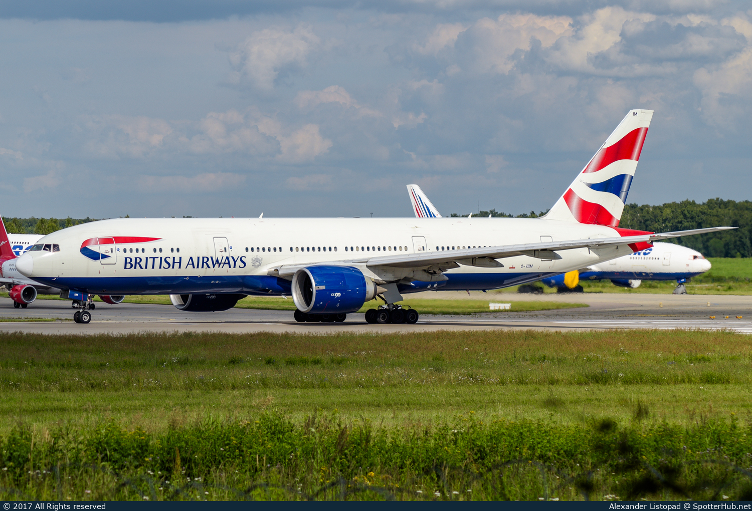 Photo of G-VIIM - Boeing 777-236(ER) operated by British Airways