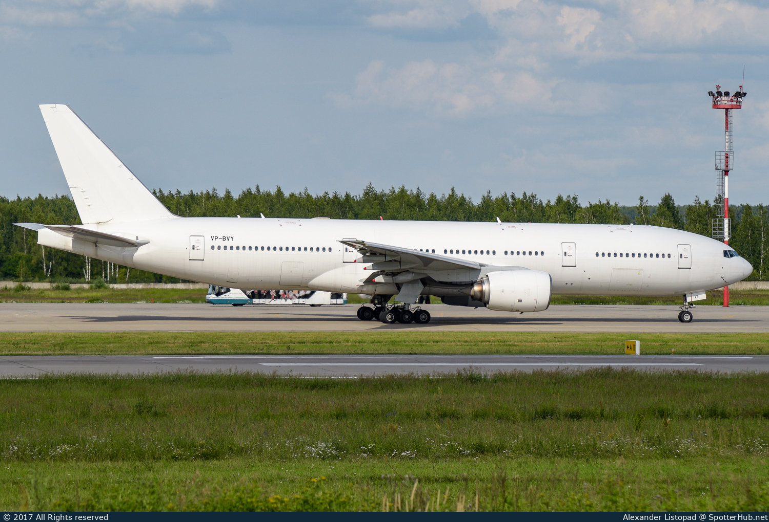 Photo of VP-BVY - Boeing 777-212(ER) operated by VIM Airlines