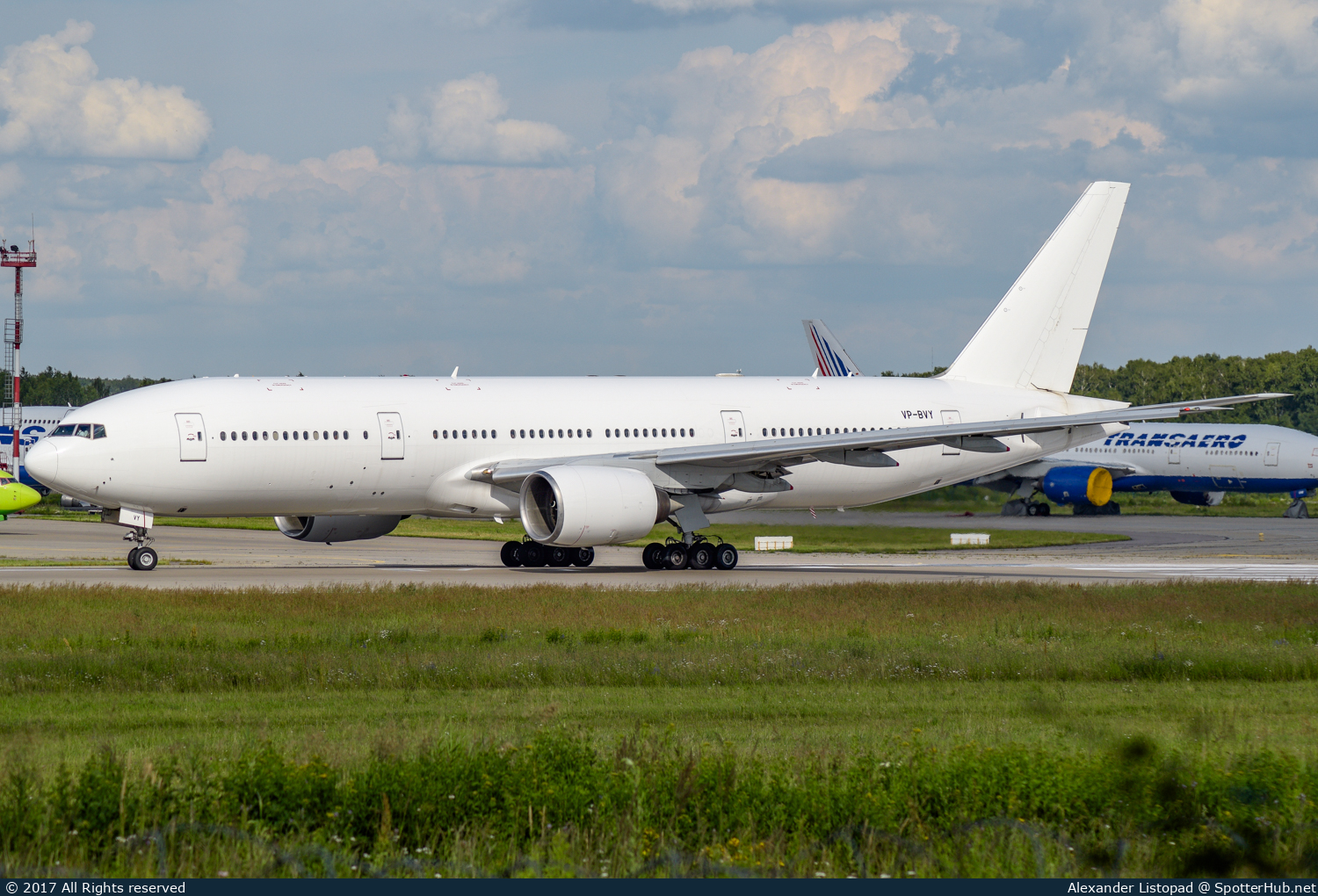 Photo of VP-BVY - Boeing 777-212(ER) operated by VIM Airlines