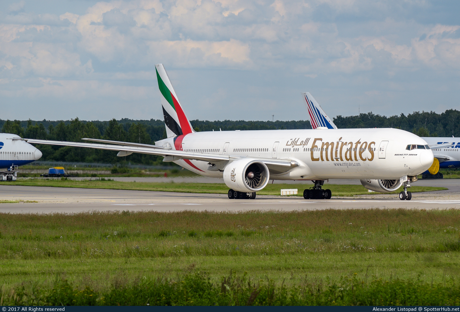 Photo of A6-EBB - Boeing 777-36N(ER) operated by Emirates