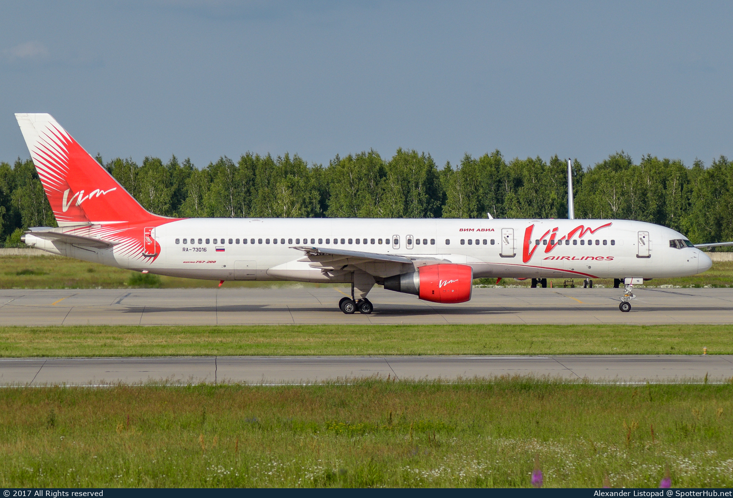 Photo of RA-73016 - Boeing 757-230 operated by VIM Airlines