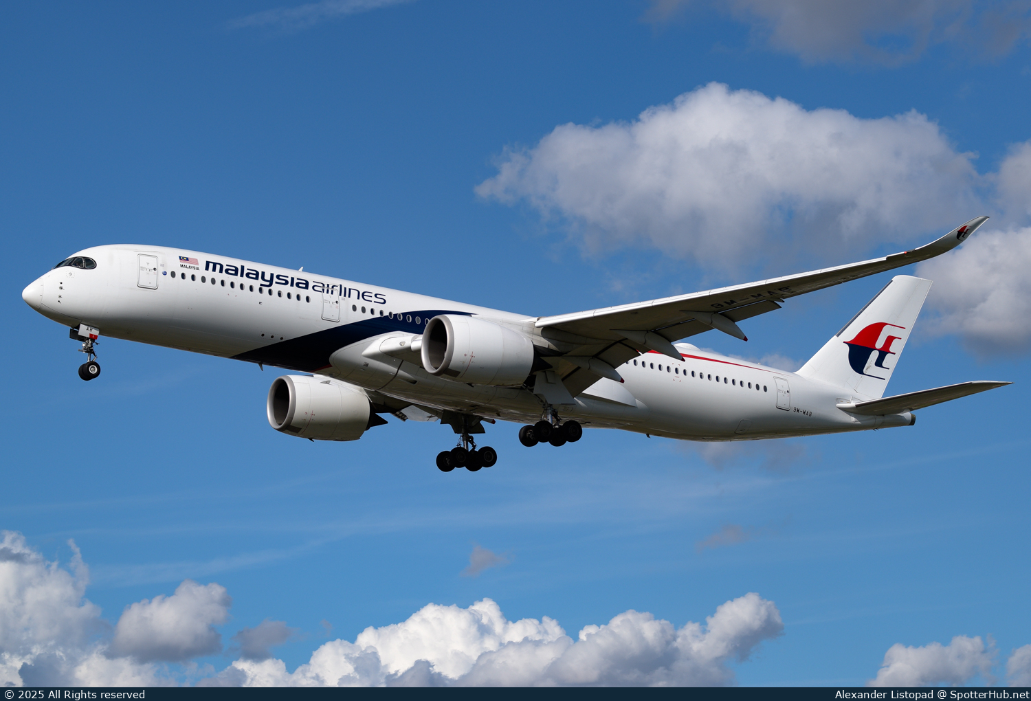 Photo of 9M-MAB - Airbus A350-941 operated by Malaysia Airlines