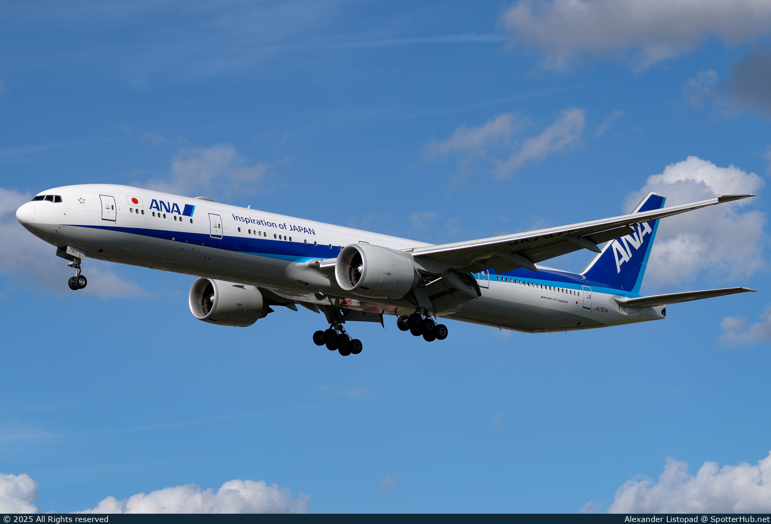 Photo of JA797A - Boeing 777-300(ER) operated by ANA All Nippon Airways