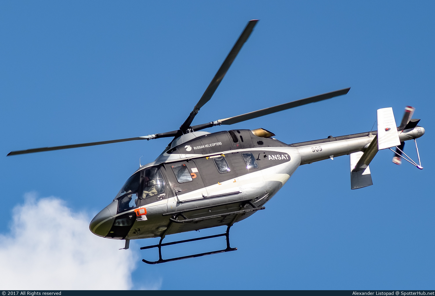 Photo of 909 - Kazan Ansat-K operated by Russian Helicopters