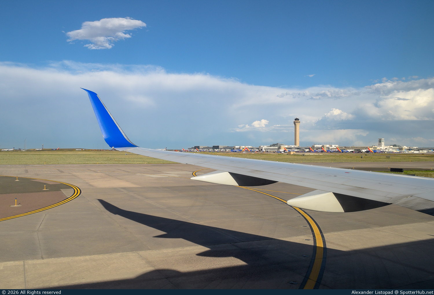 Photo of N14106 - Boeing 757-224 operated by United Airlines