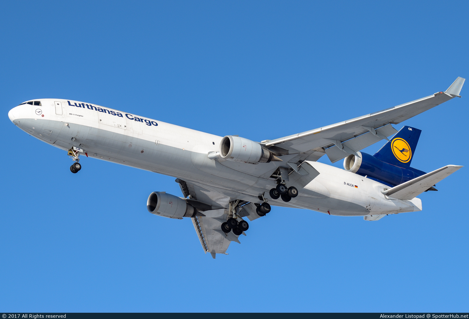 Photo of D-ALCA - McDonnell Douglas MD-11(F) operated by Lufthansa Cargo