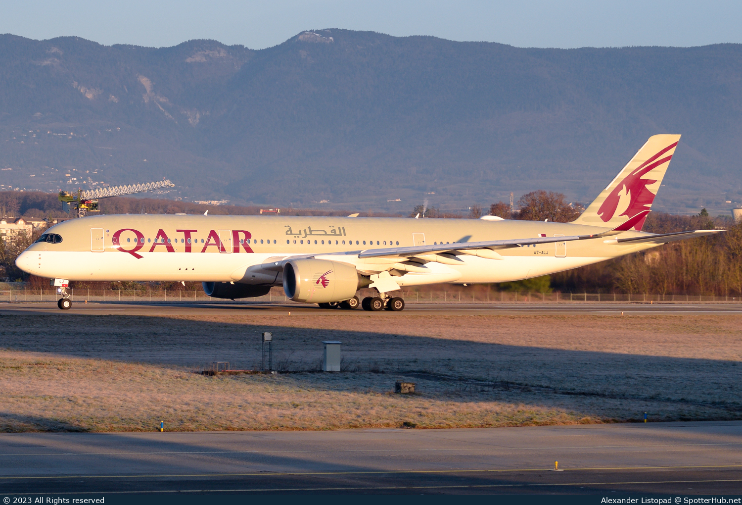 Photo of A7-ALJ - Airbus A350-941 operated by Qatar Airways