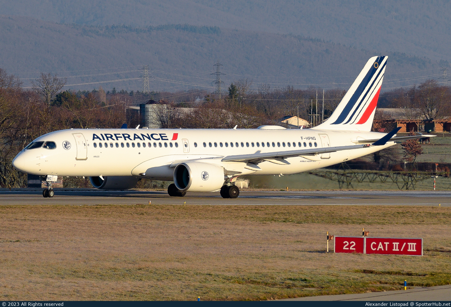 Photo of F-HPNG - Airbus A220-300 operated by Air France