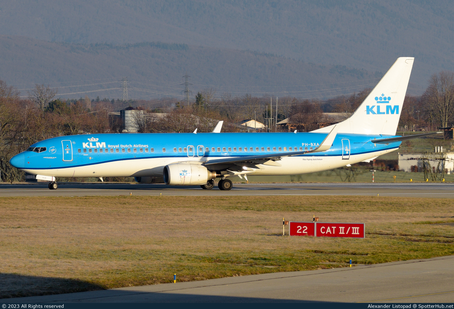 Photo of PH-BXA - Boeing 737-8K2 operated by KLM Royal Dutch Airlines