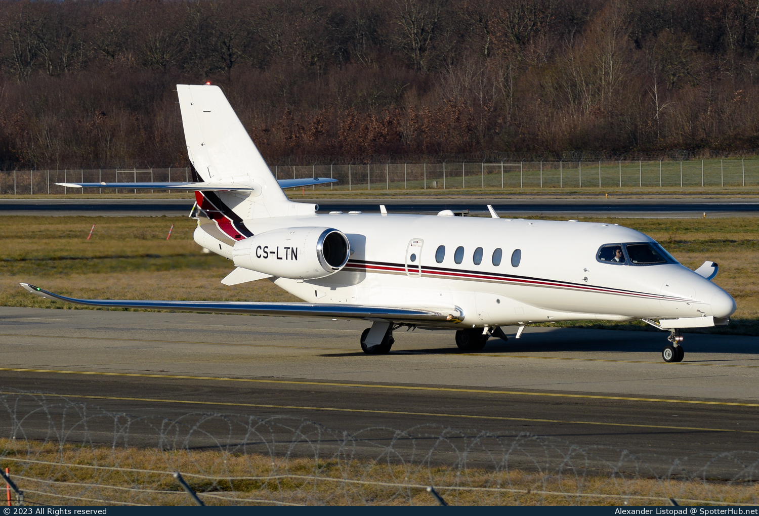 Photo of CS-LTN - Cessna 680A Citation Latitude operated by NetJets Europe