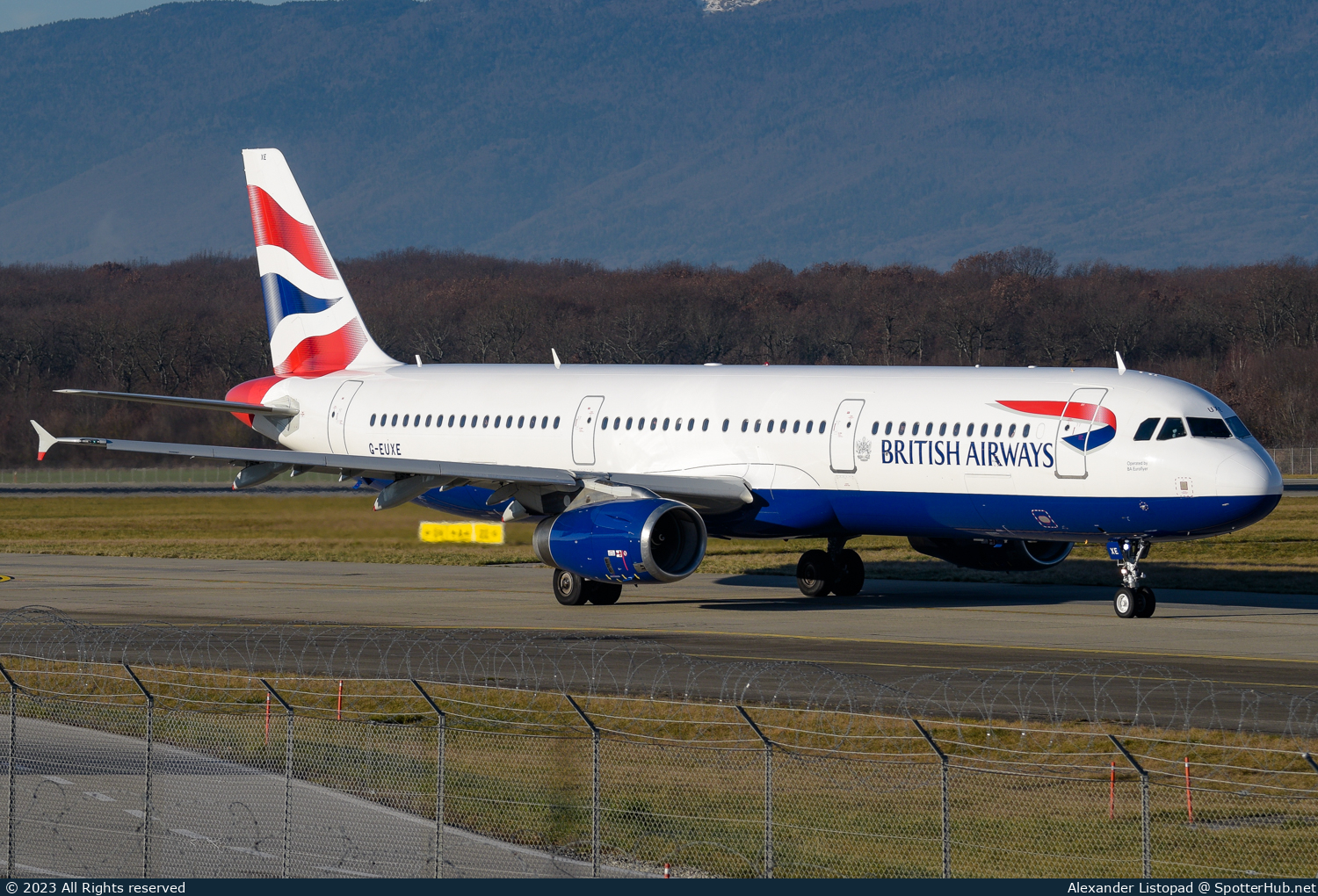 Photo of G-EUXE - Airbus A321-231 operated by British Airways