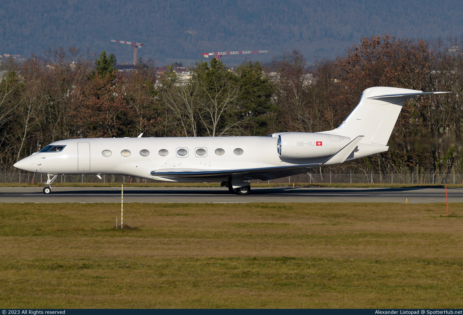 Photo of HB-IVJ - Gulfstream G650 operated by Axis Aviation