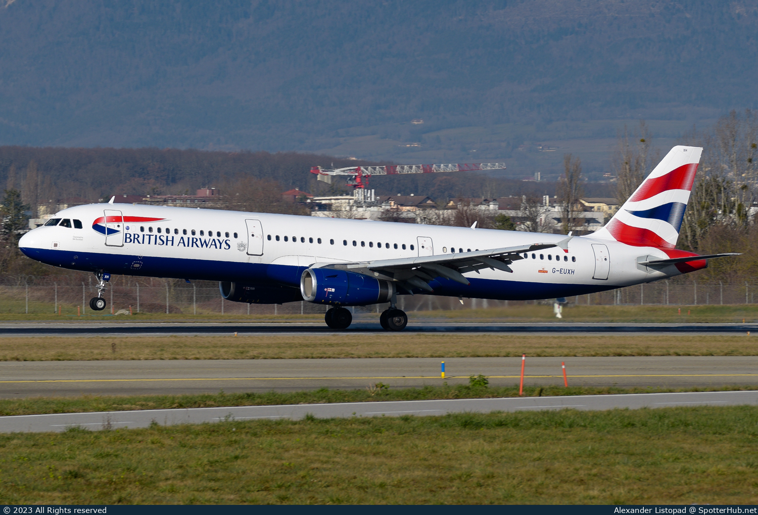 Photo of G-EUXH - Airbus A321-231 operated by British Airways