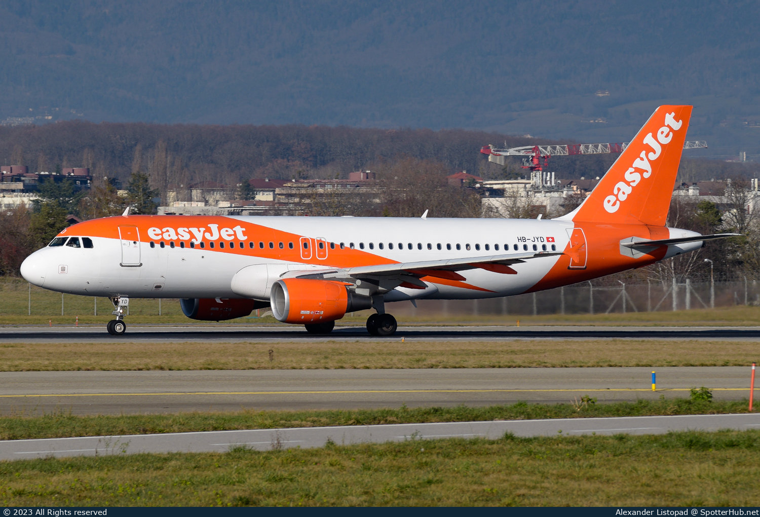 Photo of HB-JYD - Airbus A320-214 operated by easyJet Switzerland
