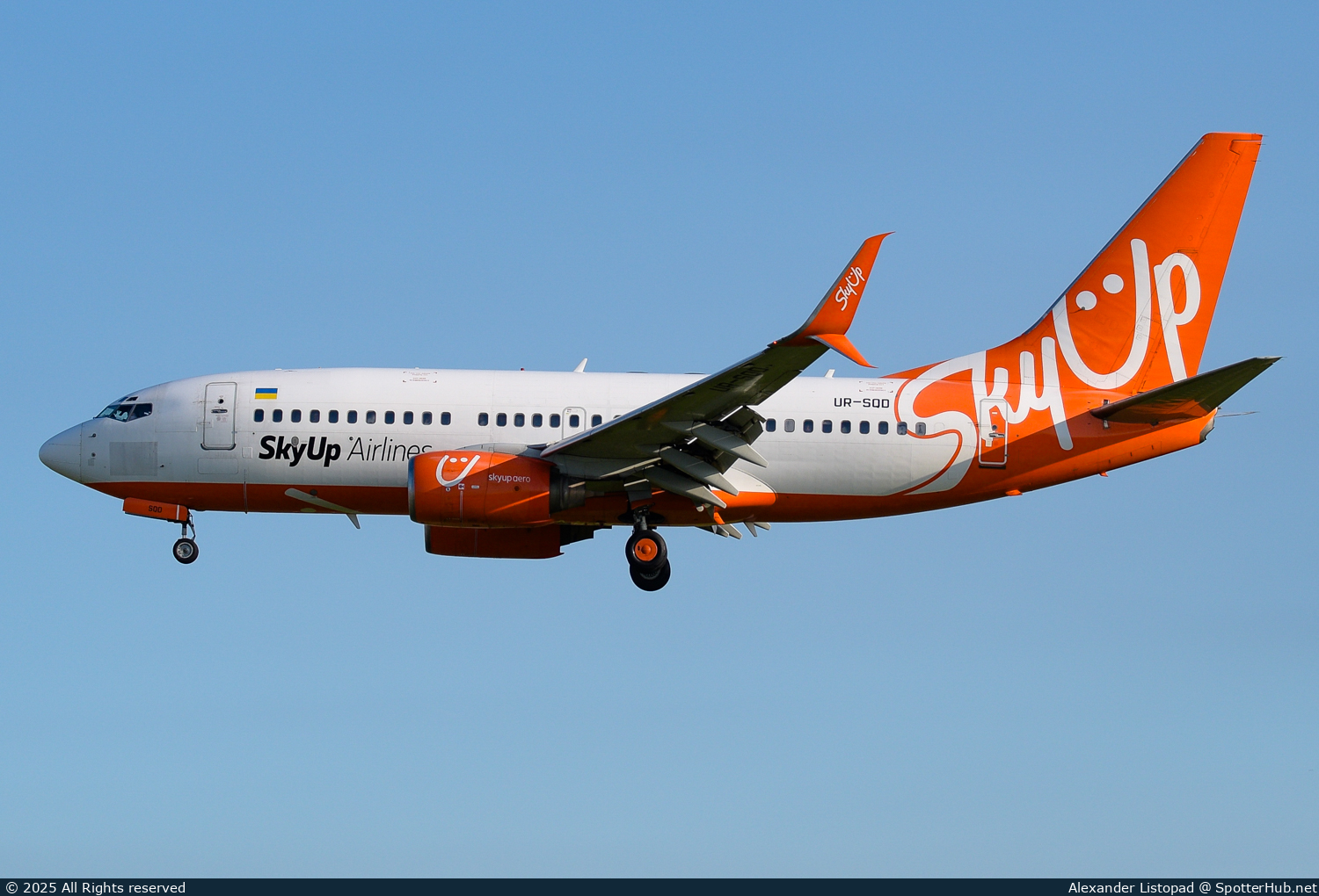 Photo of UR-SQD - Boeing 737-73V operated by SkyUp Airlines