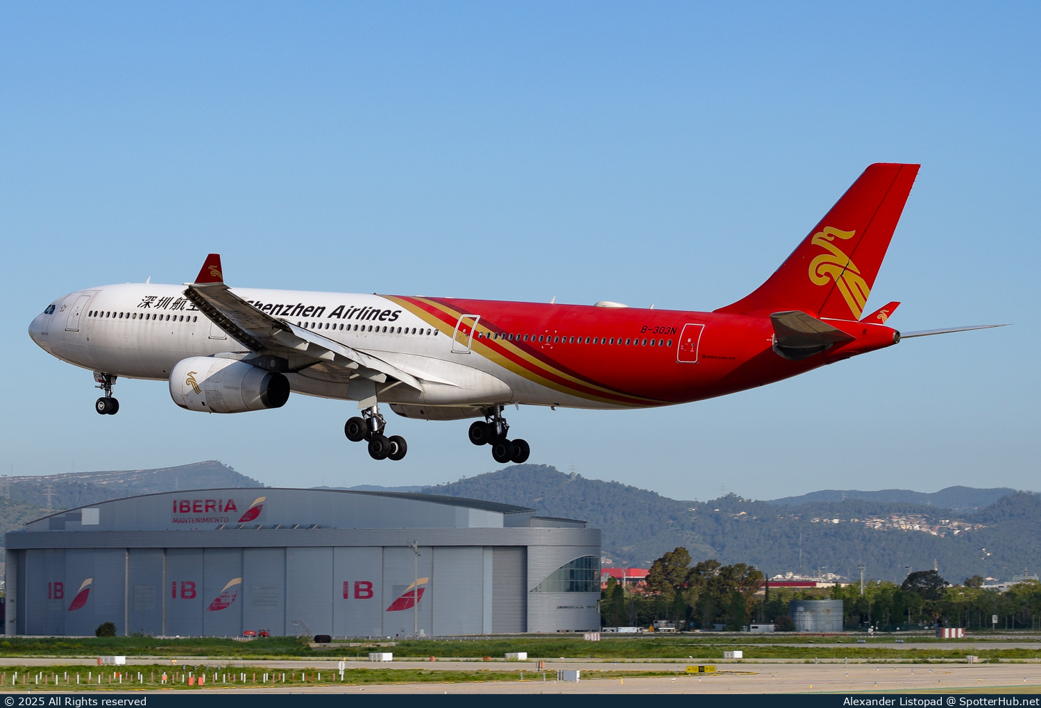 Photo of B-303N - Airbus A330-343 operated by Shenzhen Airlines