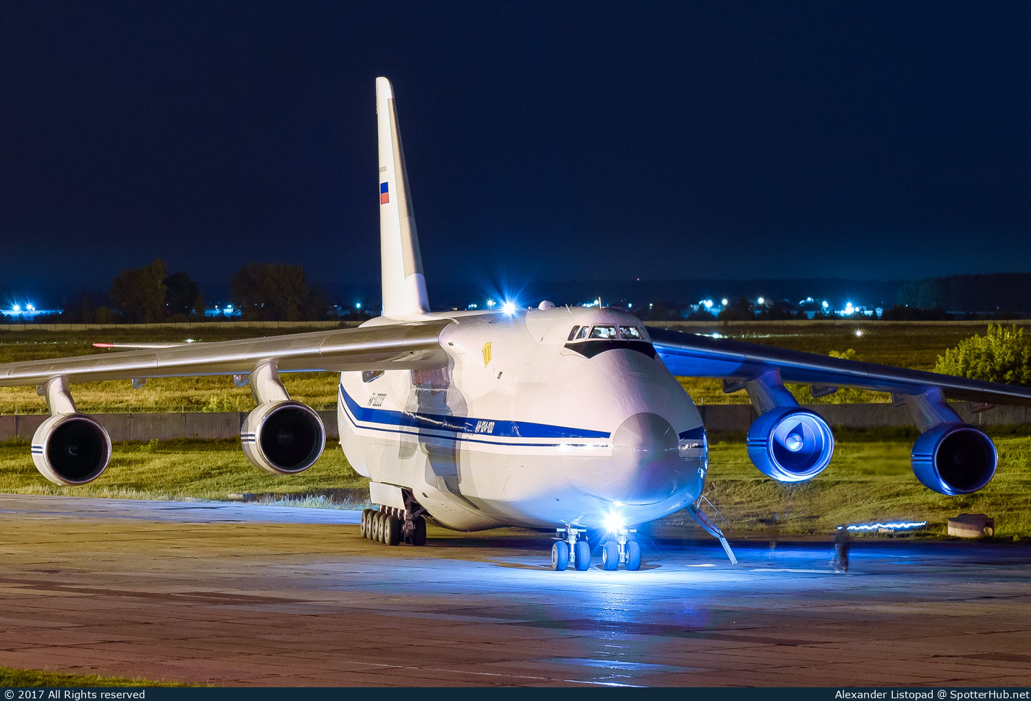 Photo of RA-82038 - Antonov An-124-100 Ruslan operated by Russian Air Force