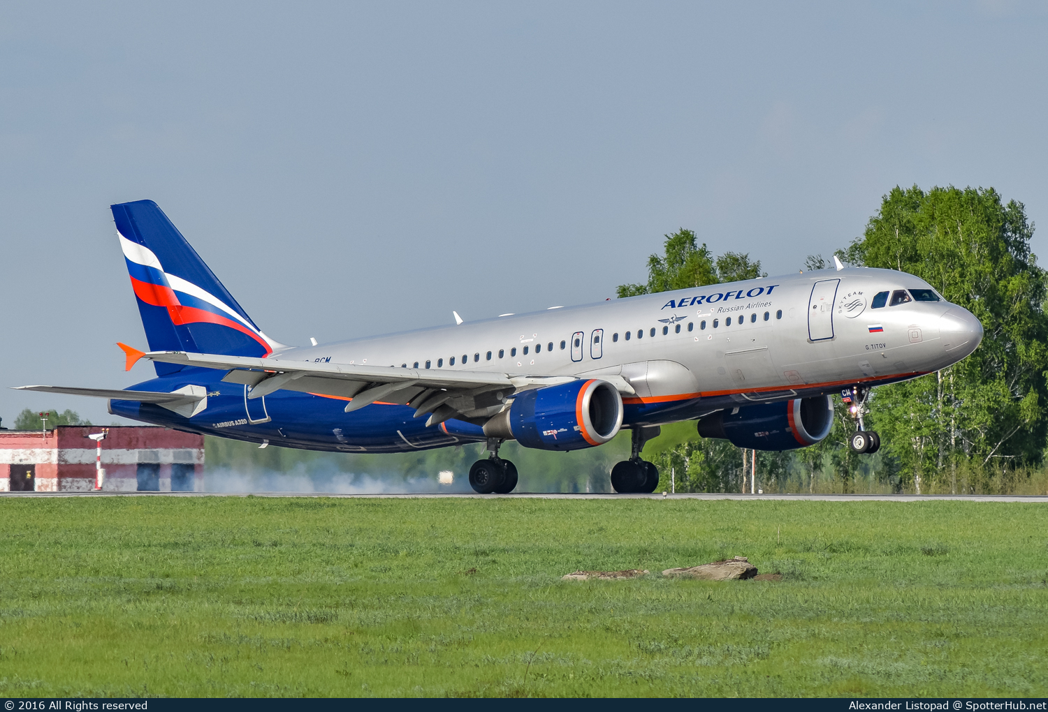 Photo of VQ-BCM - Airbus A320-214 operated by Aeroflot