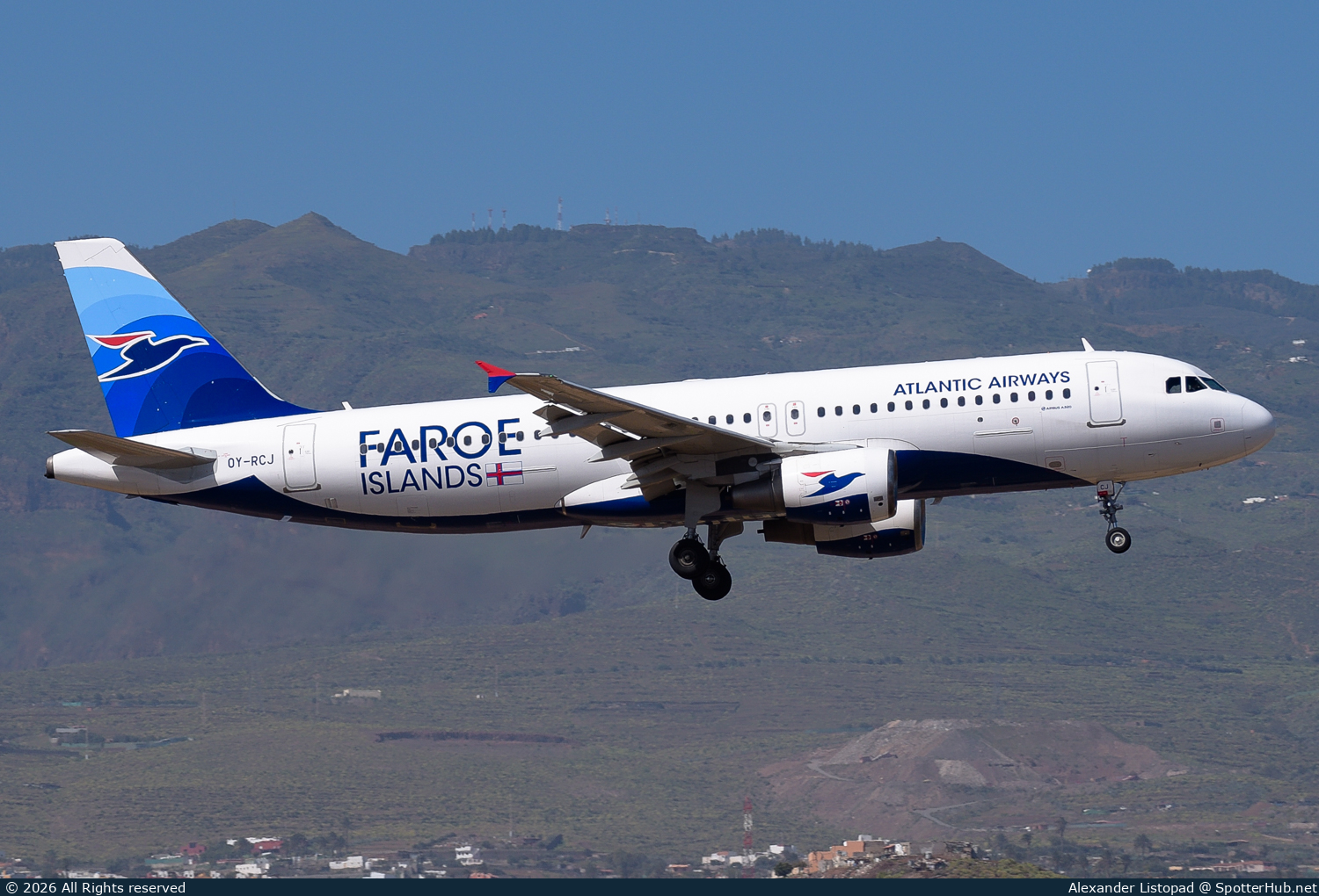 Photo of OY-RCJ - Airbus A320-214 operated by Atlantic Airways