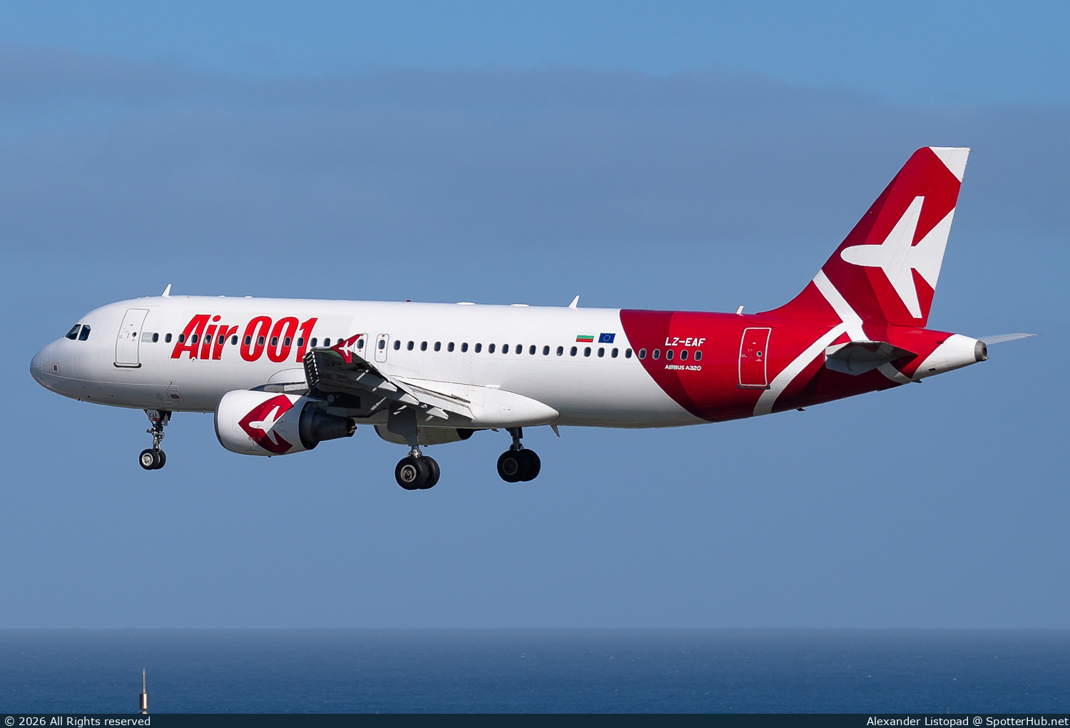 Photo of LZ-EAF - Airbus A320-214 operated by Air 001 (opb Electra Airways)