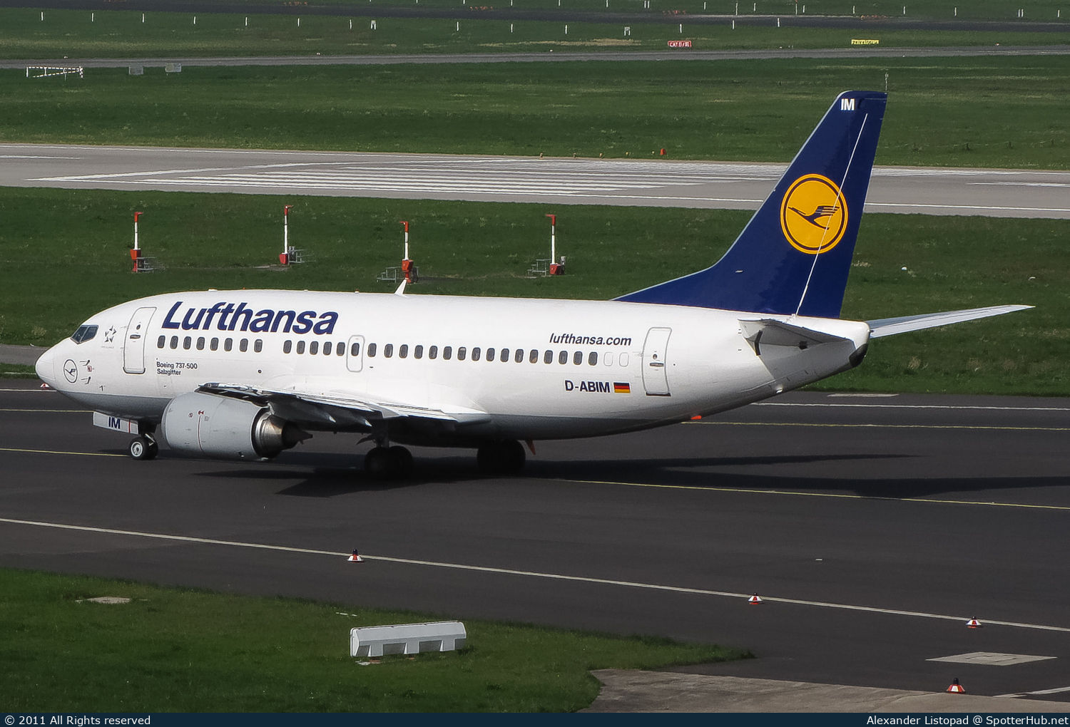 Photo of D-ABIM - Boeing 737-530 operated by Lufthansa