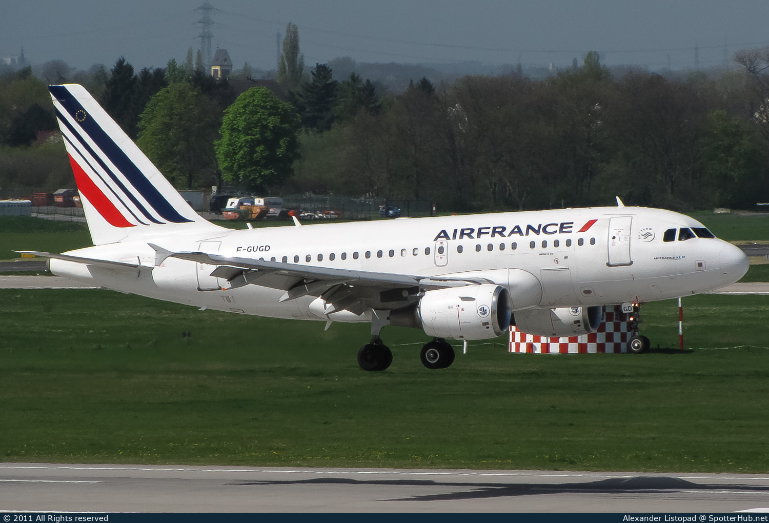 Photo of F-GUGD - Airbus A318-111 operated by Air France
