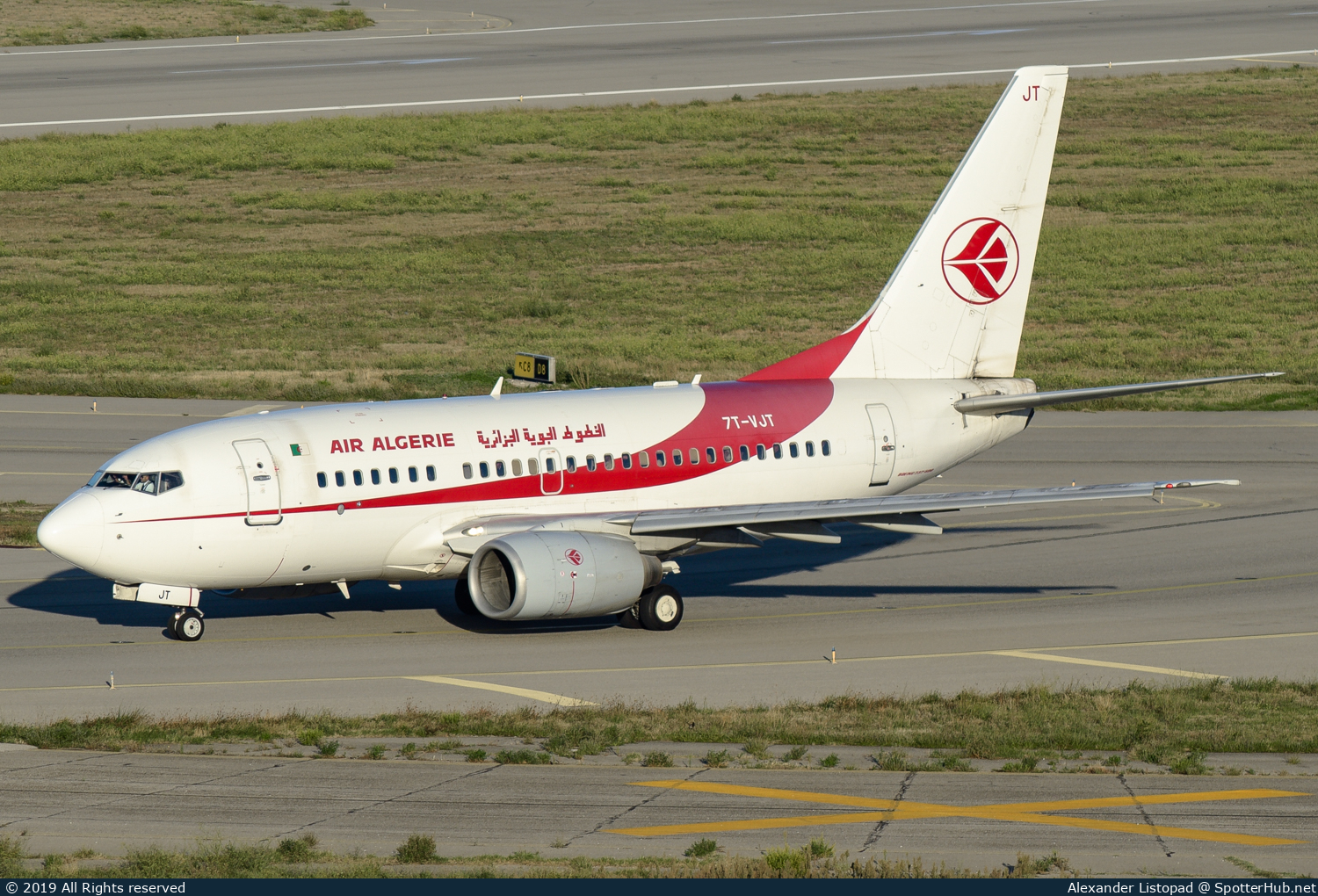 Photo of 7T-VJT - Boeing 737-6D6 operated by Air Algérie