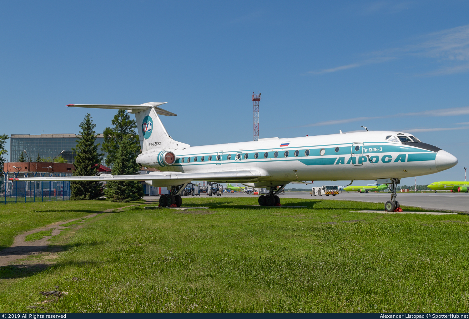 Photo of RA-65693 - Tupolev Tu-134B-3 operated by Alrosa Airlines