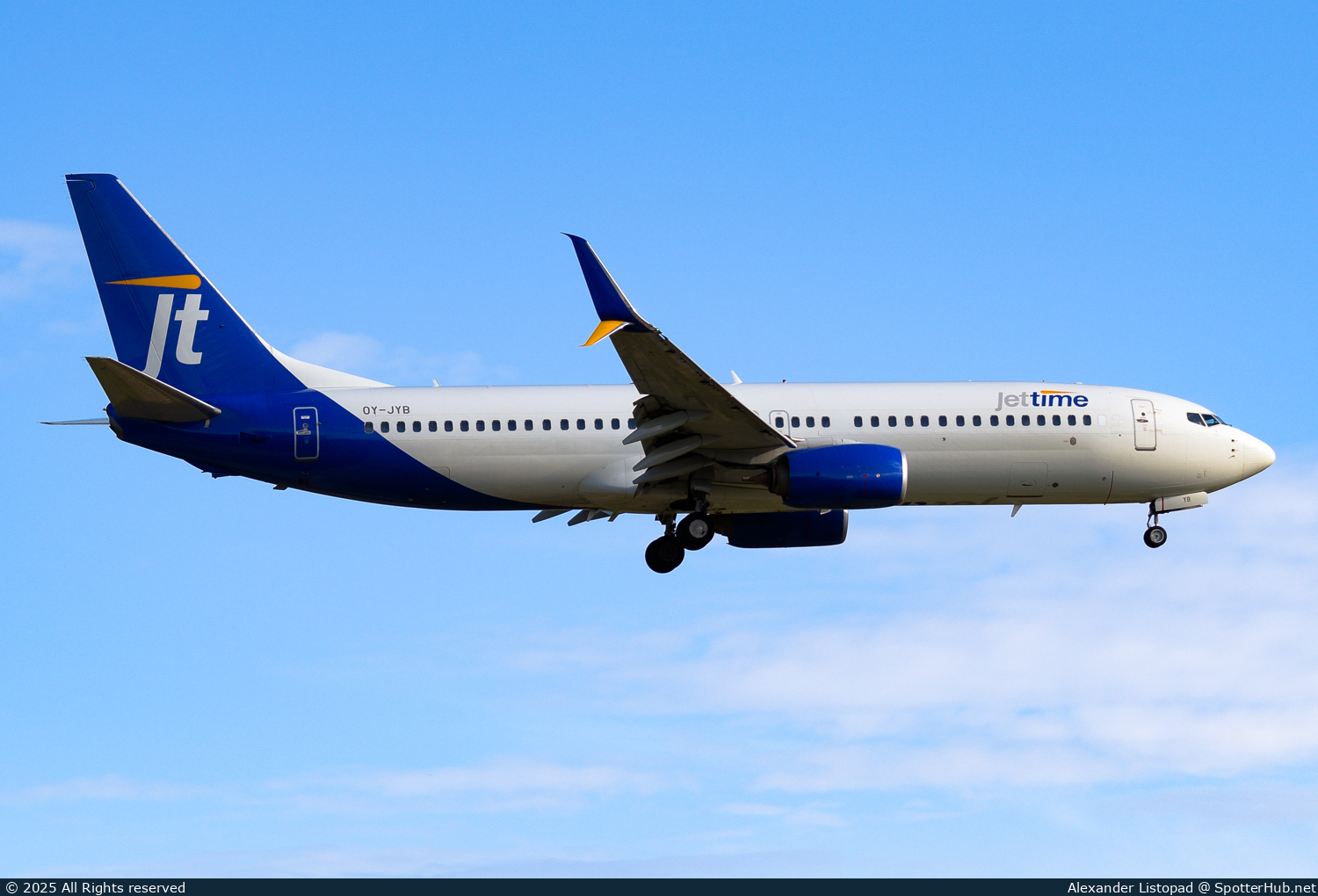 Photo of OY-JYB - Boeing 737-8KN operated by Jettime