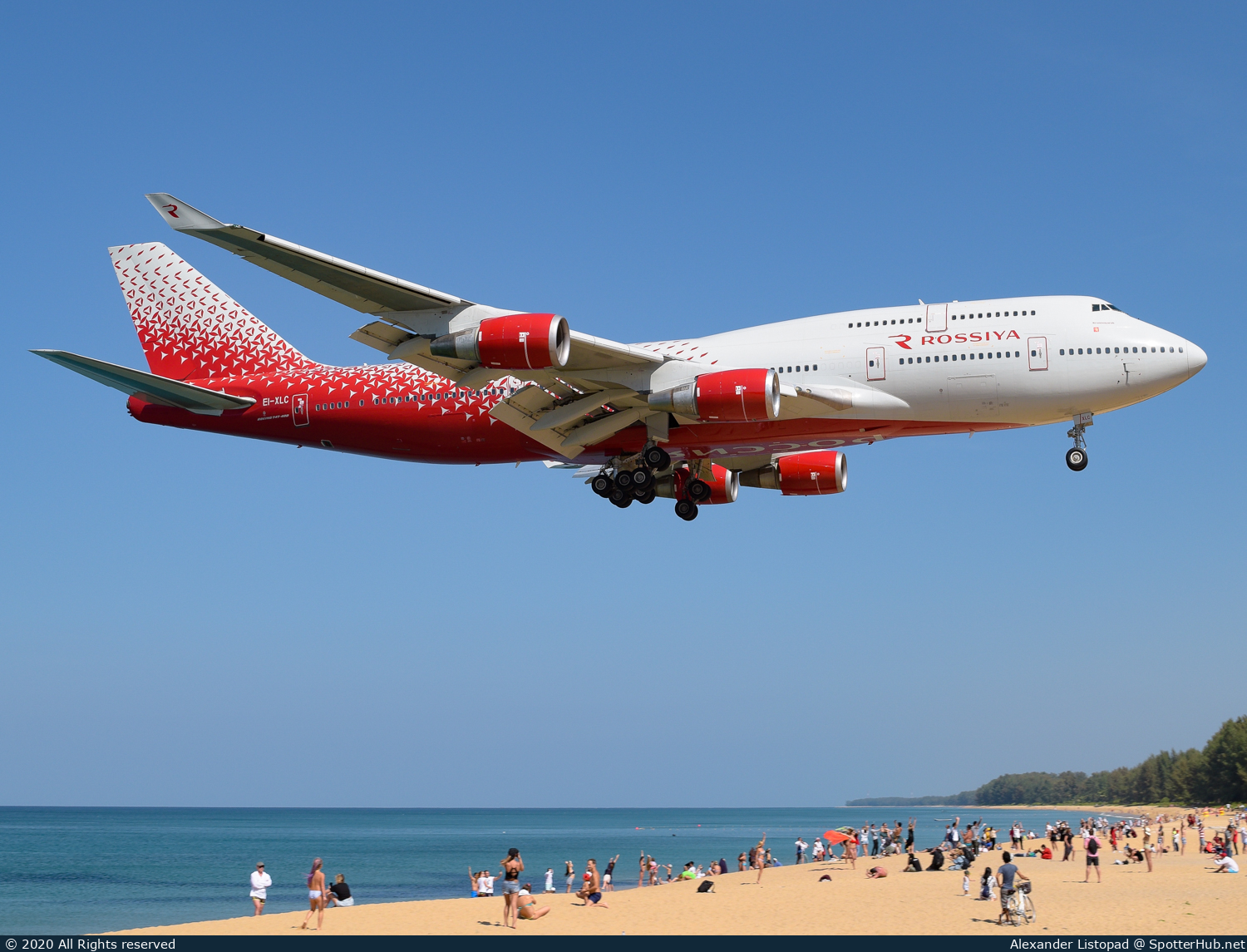 Photo of EI-XLC - Boeing 747-446 operated by Rossiya Airlines